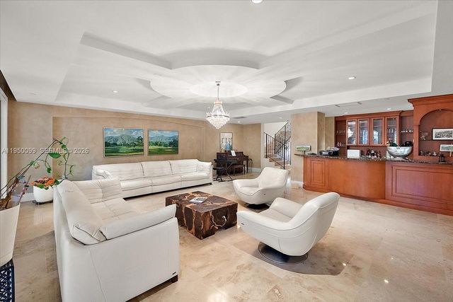 3471 Main Hwy 1240, Miami, FL 33133