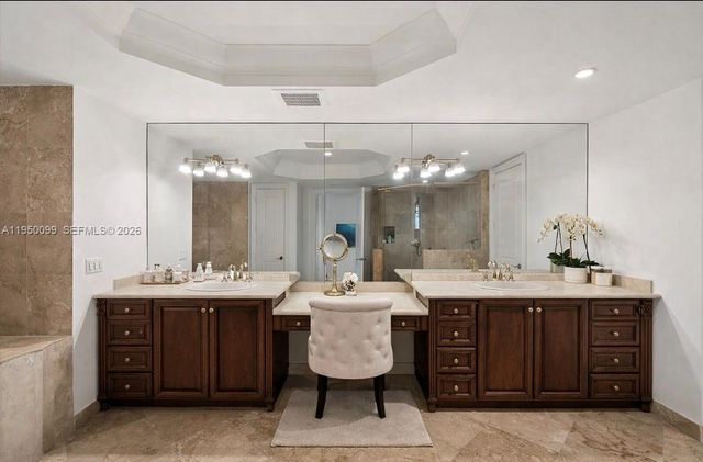 3471 Main Hwy 1240, Miami, FL 33133