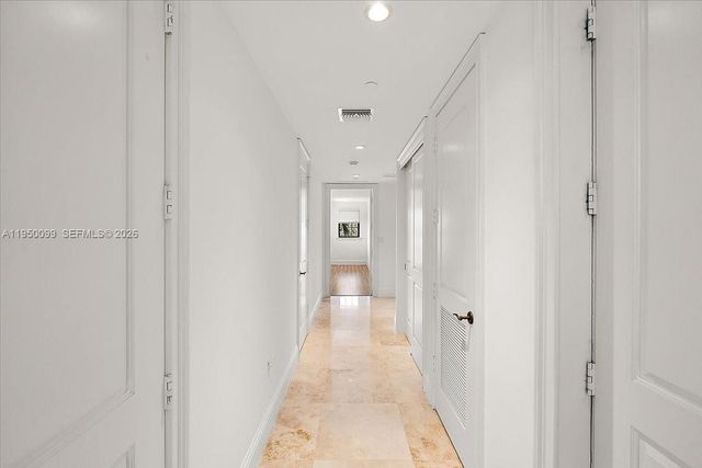 3471 Main Hwy 1240, Miami, FL 33133