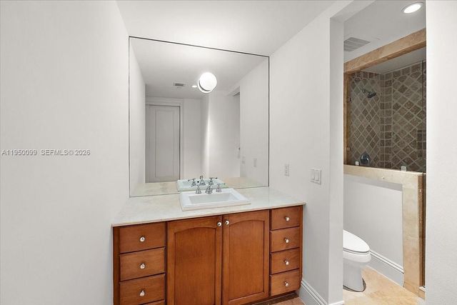 3471 Main Hwy 1240, Miami, FL 33133