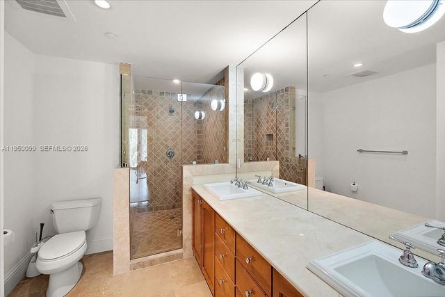 3471 Main Hwy 1240, Miami, FL 33133