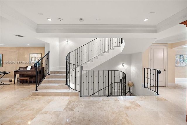 3471 Main Hwy 1240, Miami, FL 33133