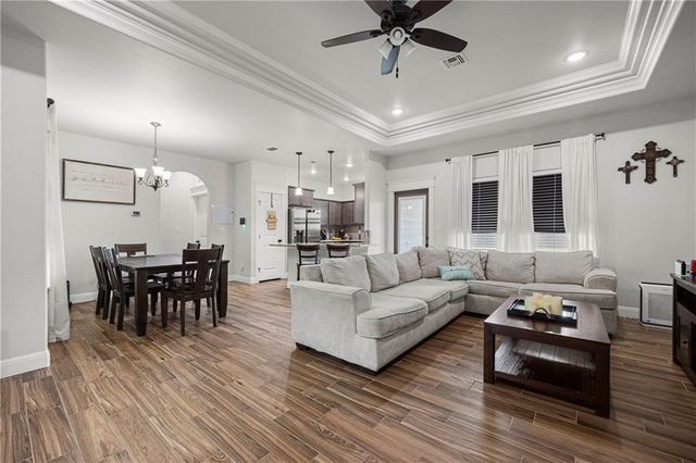 1570 Maryville Loop, Beeville, TX 78102