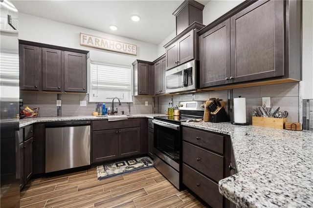 1570 Maryville Loop, Beeville, TX 78102