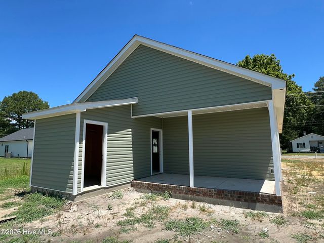304 E Norwayne Alumni Way, Fremont, NC 27830