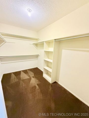 11301 S 107th East Avenue, Bixby, OK 74008