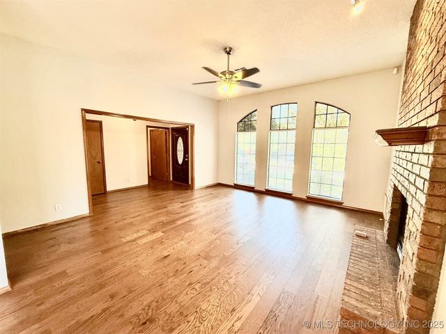 11301 S 107th East Avenue, Bixby, OK 74008