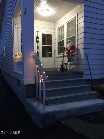 7 Edison Avenue 2nd Fl., Rear, Albany, NY 12208