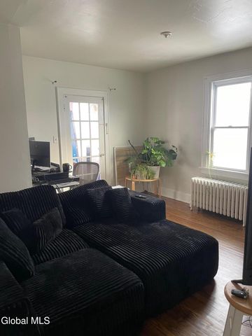 7 Edison Avenue 2nd Fl., Rear, Albany, NY 12208