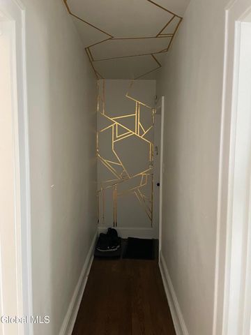 7 Edison Avenue 2nd Fl., Rear, Albany, NY 12208