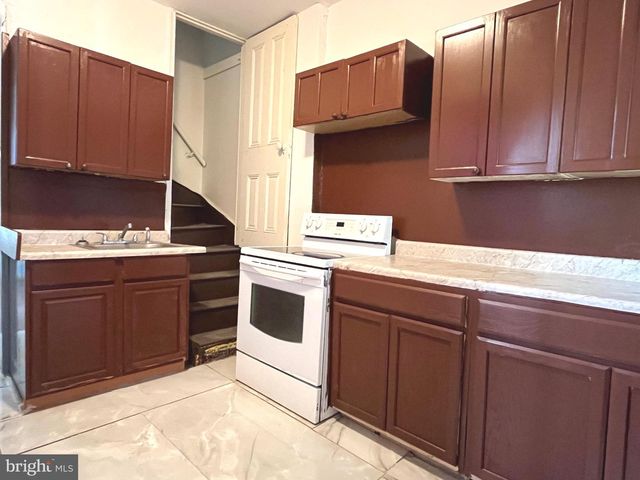 1429 MUHLENBERG ST, Reading, PA 19602