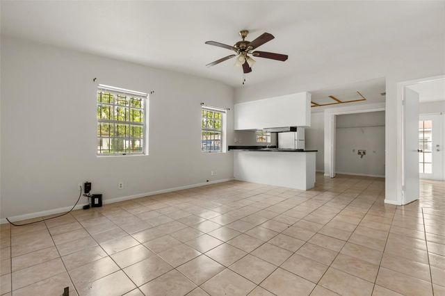 9213 N 13TH STREET, Tampa, FL 33612