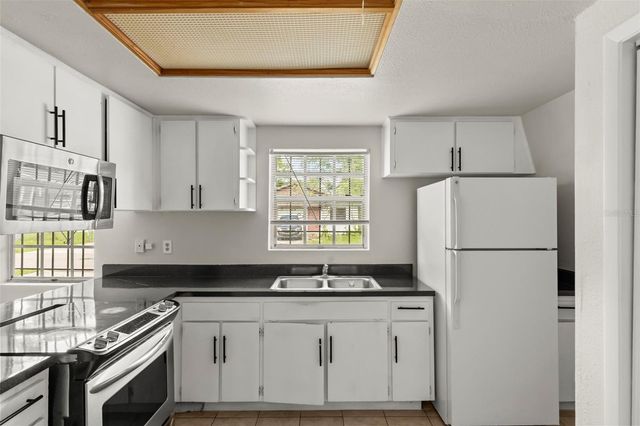 9213 N 13TH STREET, Tampa, FL 33612