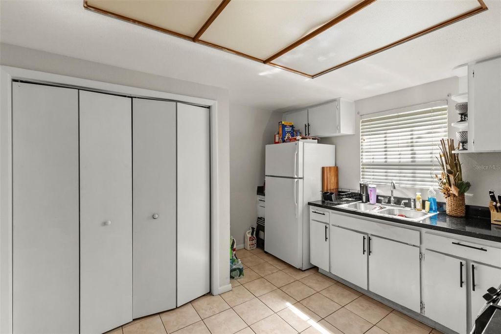 Image 16 of property listing at 9213 N 13TH STREET, Tampa, FL 33612