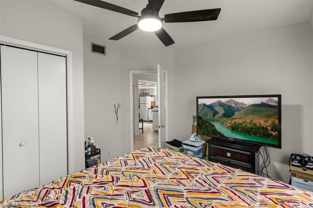 Image 23 of property listing at 9213 N 13TH STREET, Tampa, FL 33612
