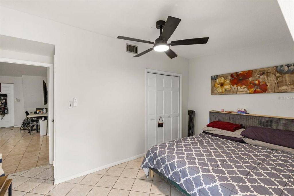 Image 25 of property listing at 9213 N 13TH STREET, Tampa, FL 33612