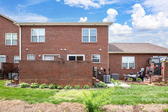 102 Brandywine Drive NE U2, Conover, NC 28613