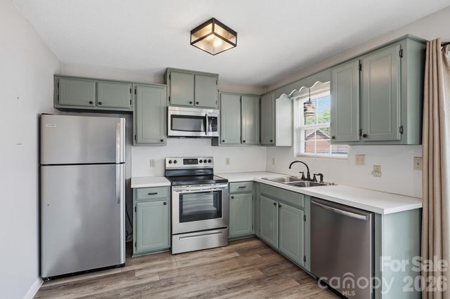 102 Brandywine Drive NE U2, Conover, NC 28613