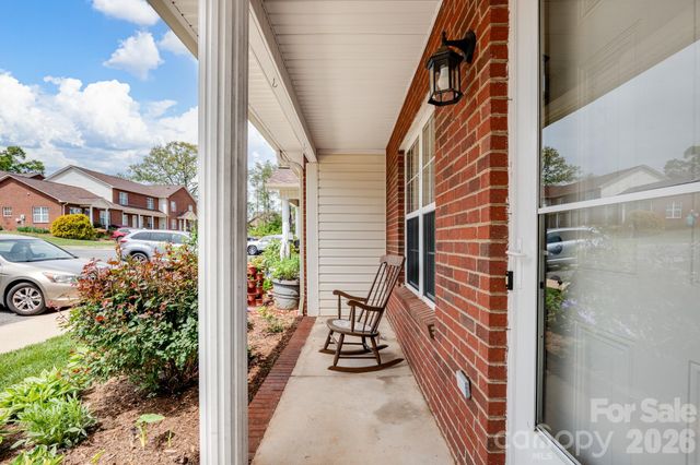 102 Brandywine Drive NE U2, Conover, NC 28613