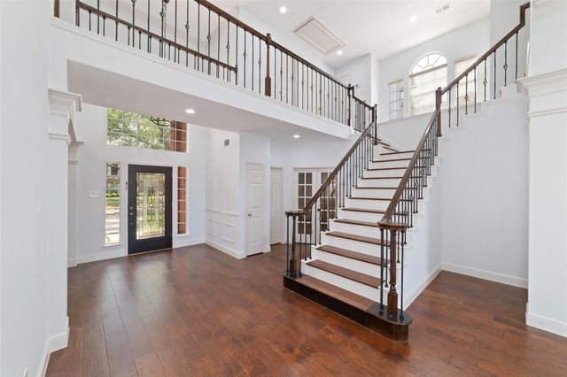 2726 Bright Trail, Sugar Land, TX 77479