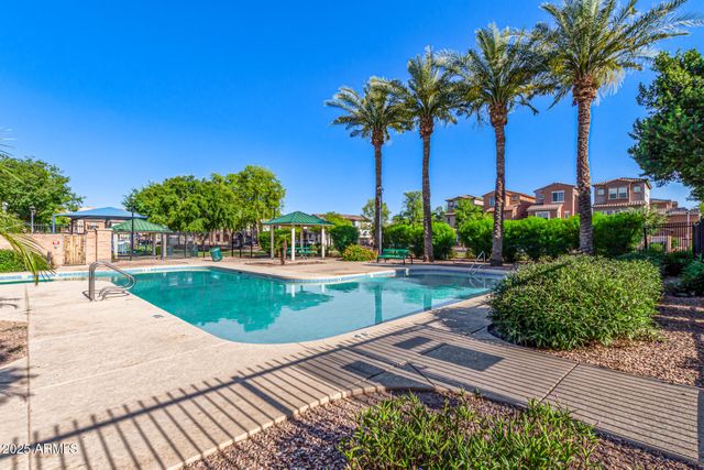 7769 W BONITOS Drive, Phoenix, AZ 85035