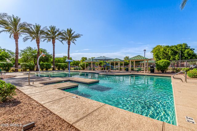 7769 W BONITOS Drive, Phoenix, AZ 85035