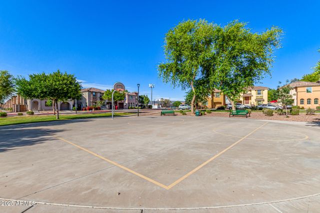 7769 W BONITOS Drive, Phoenix, AZ 85035