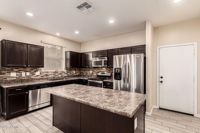 7769 W BONITOS Drive, Phoenix, AZ 85035