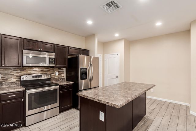 7769 W BONITOS Drive, Phoenix, AZ 85035