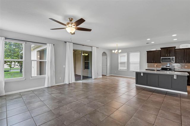 16271 PEBBLE BLUFF LOOP, Winter Garden, FL 34787