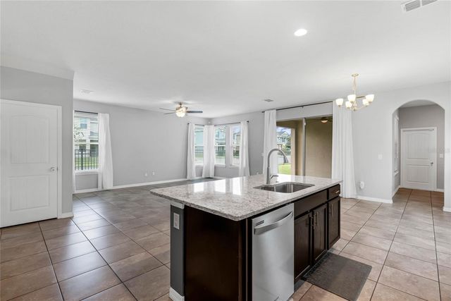 16271 PEBBLE BLUFF LOOP, Winter Garden, FL 34787