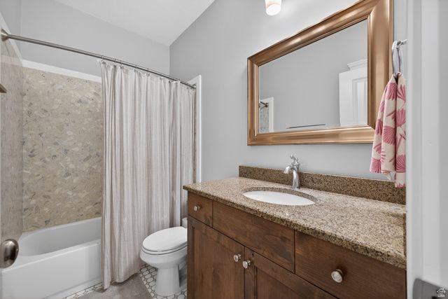 1065 W TYLERS WAY, Kaysville, UT 84037