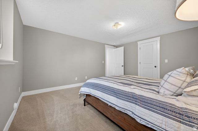 1065 W TYLERS WAY, Kaysville, UT 84037