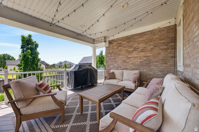 1065 W TYLERS WAY, Kaysville, UT 84037