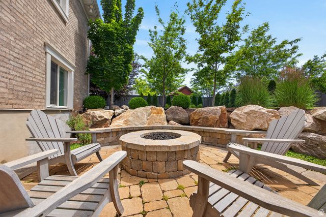 1065 W TYLERS WAY, Kaysville, UT 84037