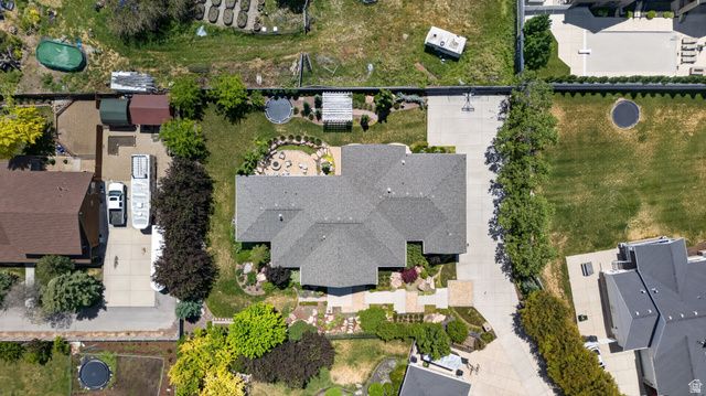 1065 W TYLERS WAY, Kaysville, UT 84037