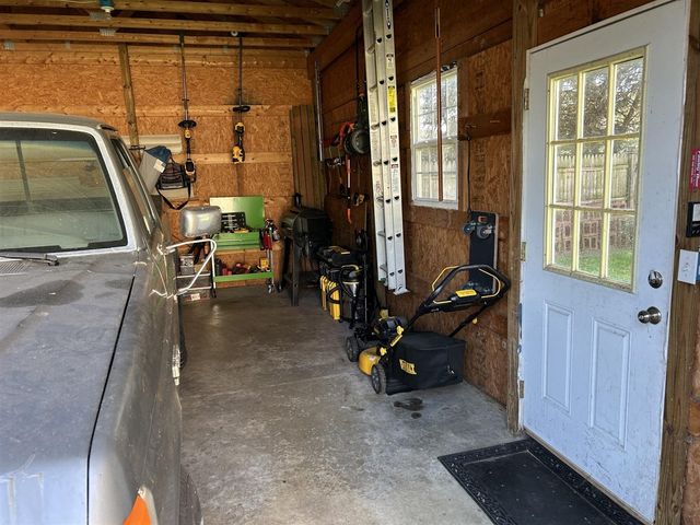 811 Edison Street, Kalamazoo, MI 49004