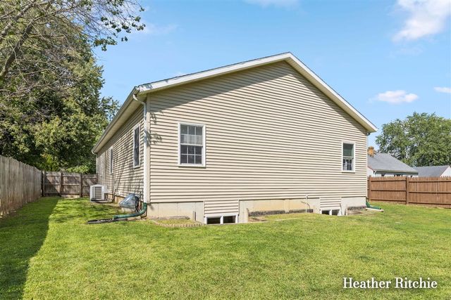 811 Edison Street, Kalamazoo, MI 49004