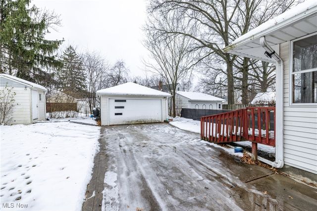 110 Talbot Drive, Bedford, OH 44146