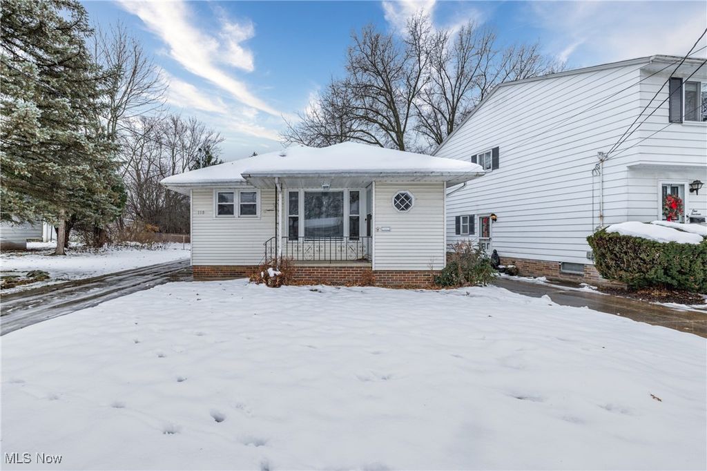 110 Talbot Drive, Bedford, OH 44146