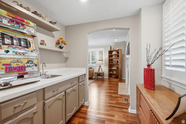 2156 E GAMBEL OAK DR, Sandy, UT 84092