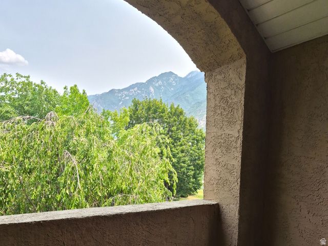 2156 E GAMBEL OAK DR, Sandy, UT 84092
