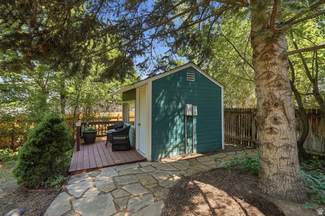 2156 E GAMBEL OAK DR, Sandy, UT 84092