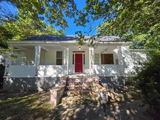 829 W 1st North Street, Summerville, SC 29483