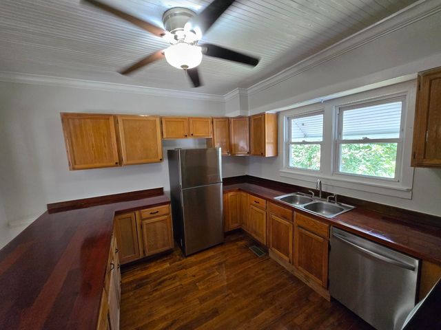 829 W 1st North Street, Summerville, SC 29483