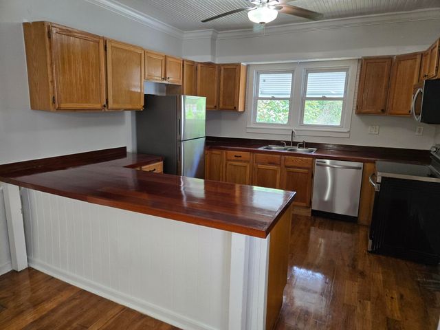 829 W 1st North Street, Summerville, SC 29483