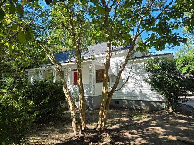 829 W 1st North Street, Summerville, SC 29483