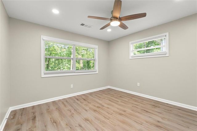 495 Larchmont Circle NW, Atlanta, GA 30318