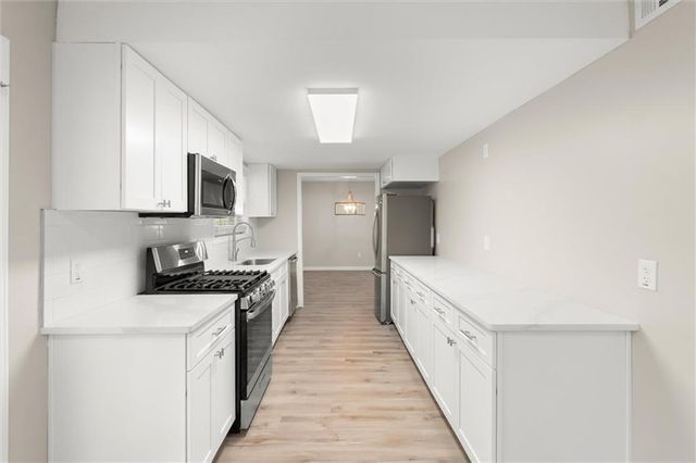 495 Larchmont Circle NW, Atlanta, GA 30318