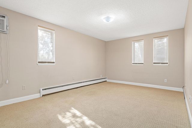 6301 York Avenue S 102, Edina, MN 55435